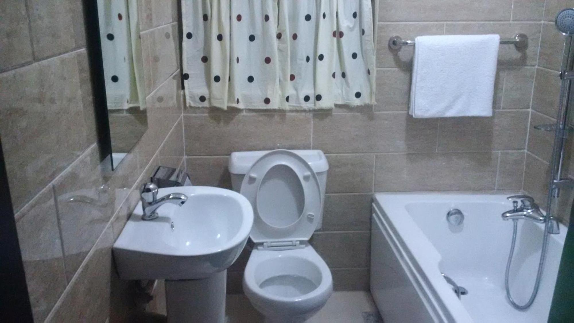 Haute Aparthotel Ikeja Phòng bức ảnh