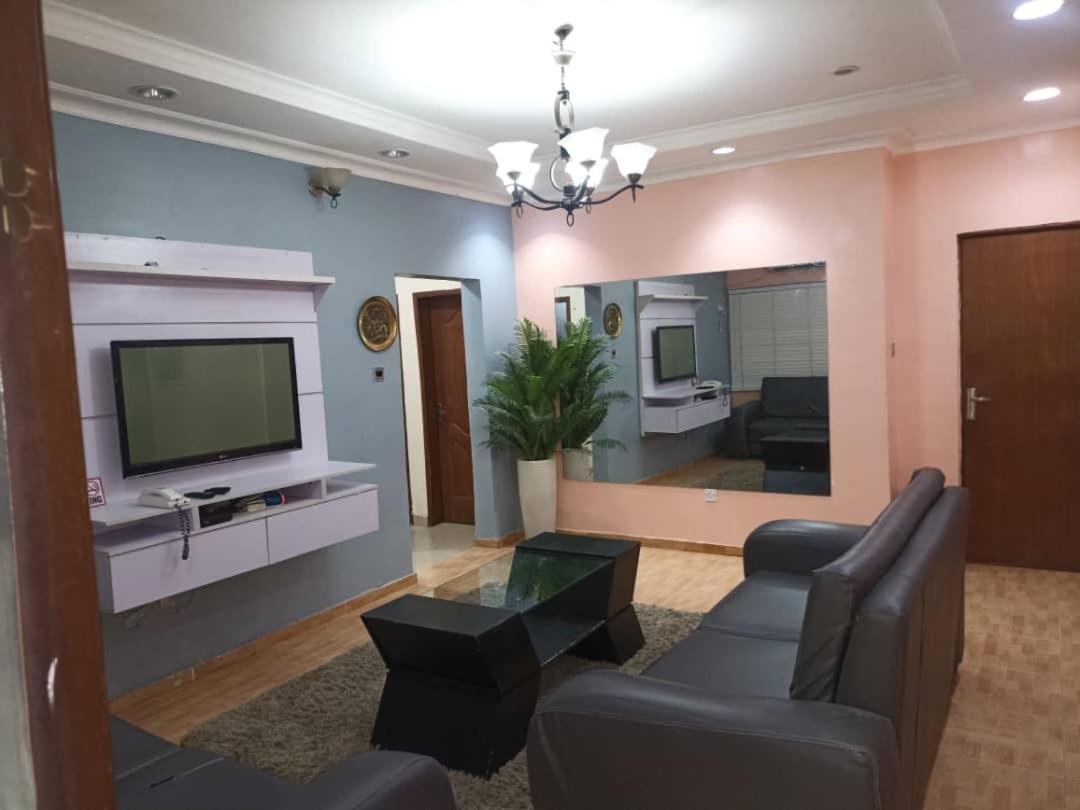 Haute Aparthotel Ikeja Ngoại thất bức ảnh