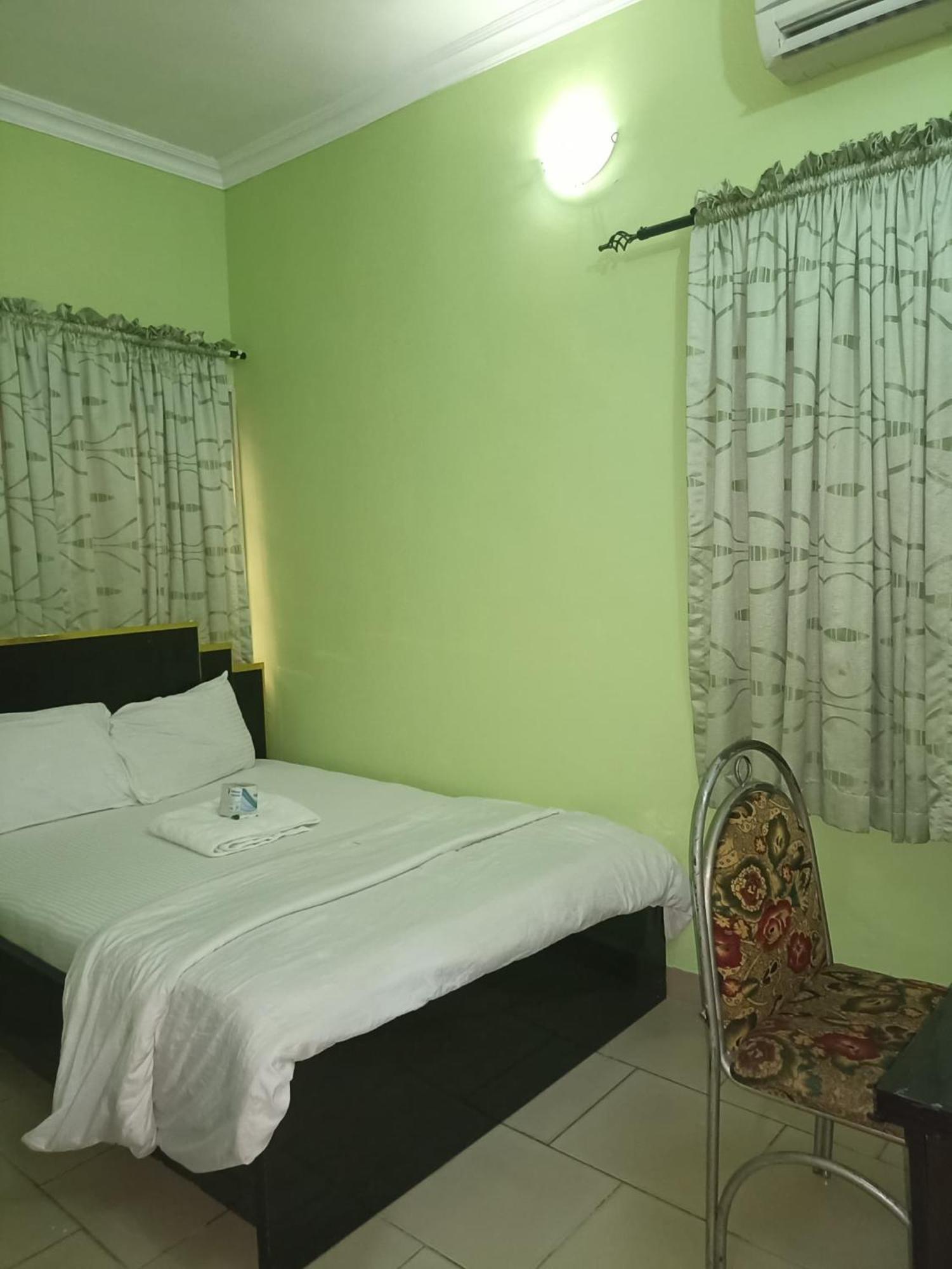 Haute Aparthotel Ikeja Ngoại thất bức ảnh